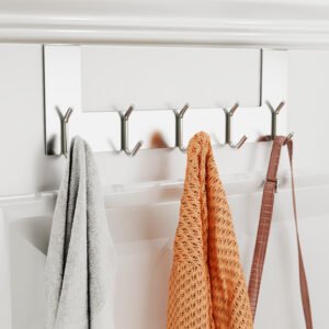 The space behind the door to use up, recommended 4 practical over the door hooks插图3