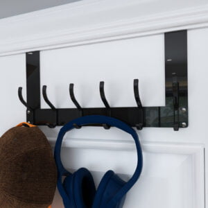 The space behind the door to use up, recommended 4 practical over the door hooks插图